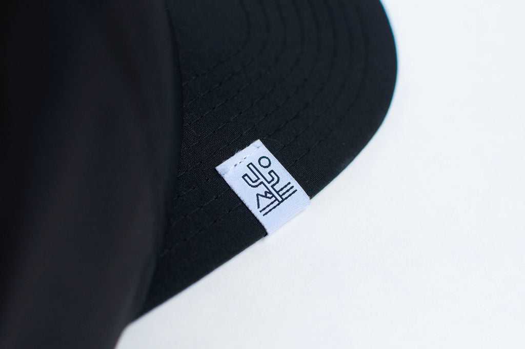 Eyeonize - Tri-tech Black & White 5-Panel